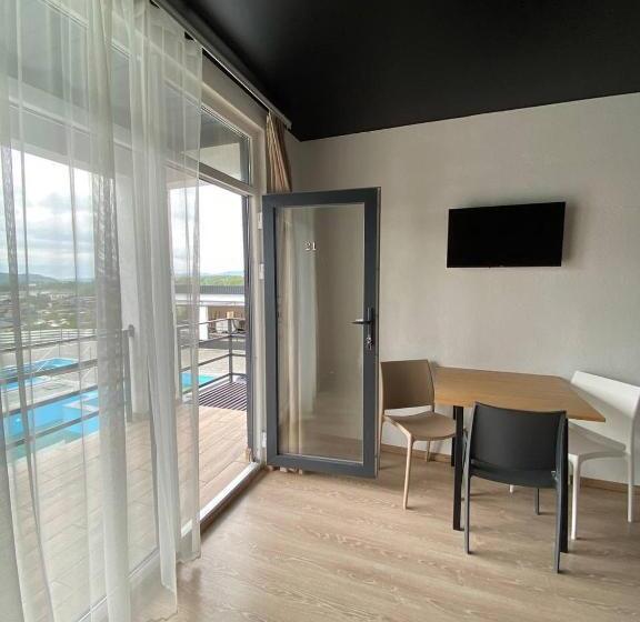 استراحتگاه Modern House