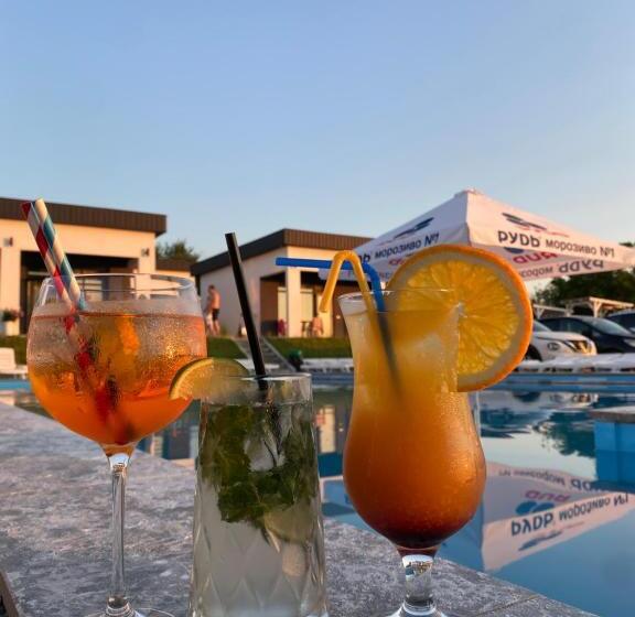 استراحتگاه Modern House