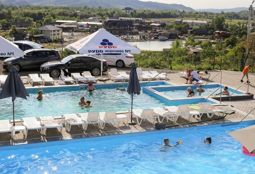 استراحتگاه Modern House