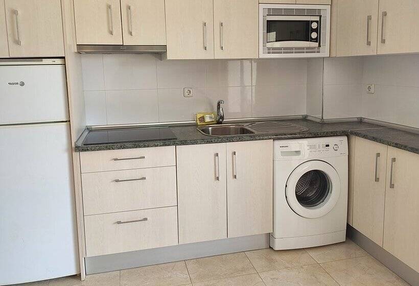 Apartamentos Kronos 3000