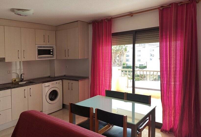 Apartamentos Kronos 3000