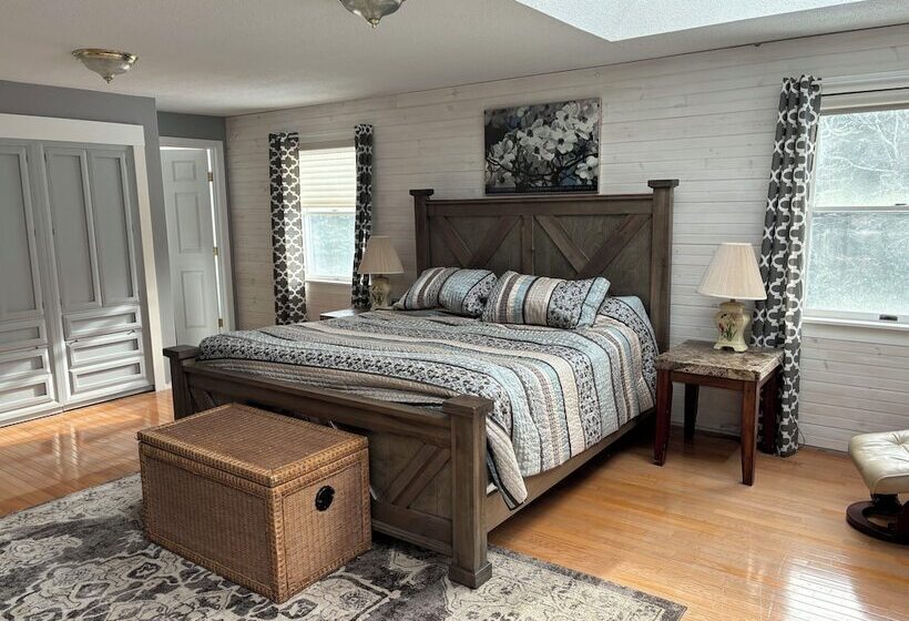 مبيت وإفطار Christmas Cove Inn