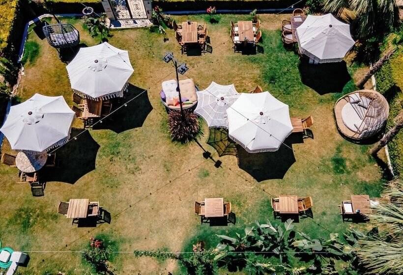 مبيت وإفطار Sun Paradise