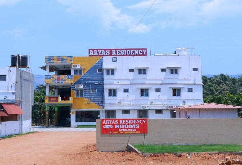 ホテル Aryas Residency