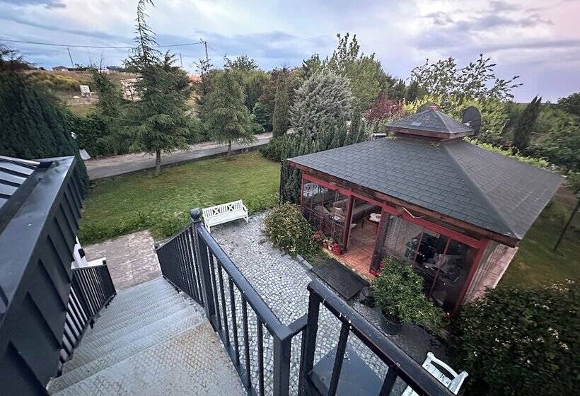 هتل Aslan Airport