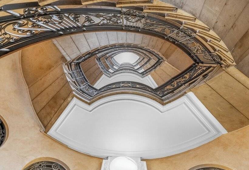 酒店 Montello Suites Foresteria Lombarda