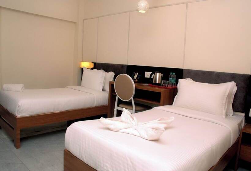 فندق One Earth Santu Eco Resort