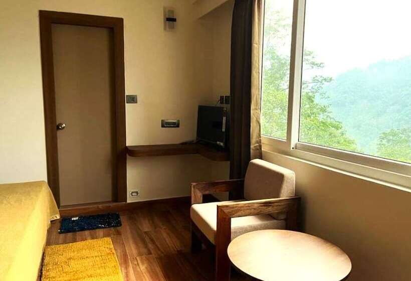 Отель The Bassu S Gangtok