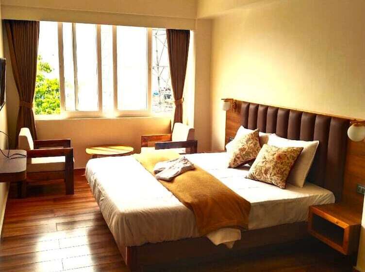 Отель The Bassu S Gangtok