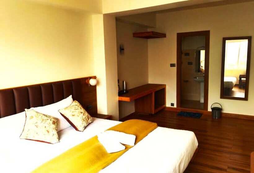 Отель The Bassu S Gangtok