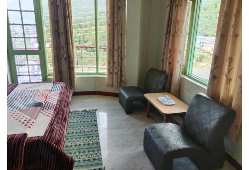 Goroomgo Hotel Dolphin Dalhousie