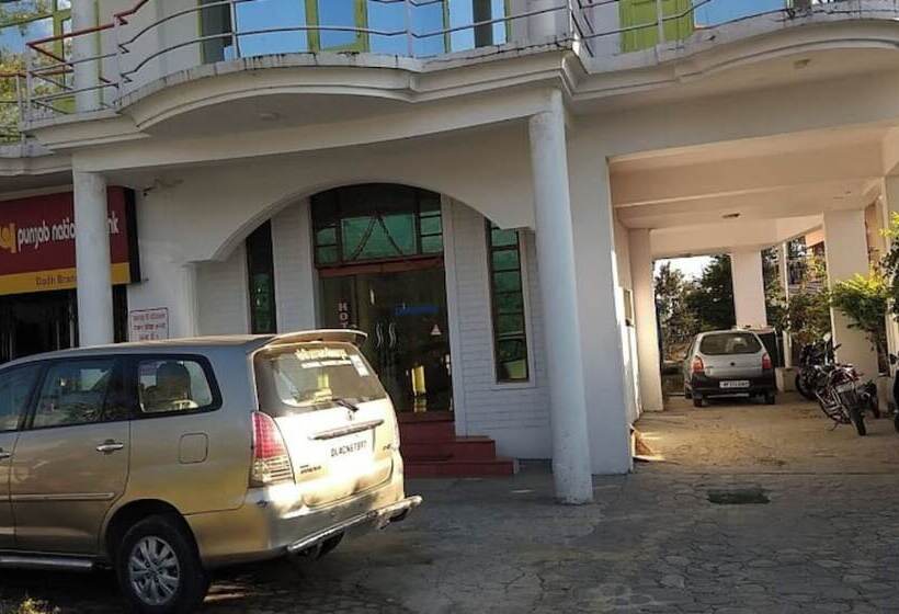 Goroomgo Hotel Dolphin Dalhousie