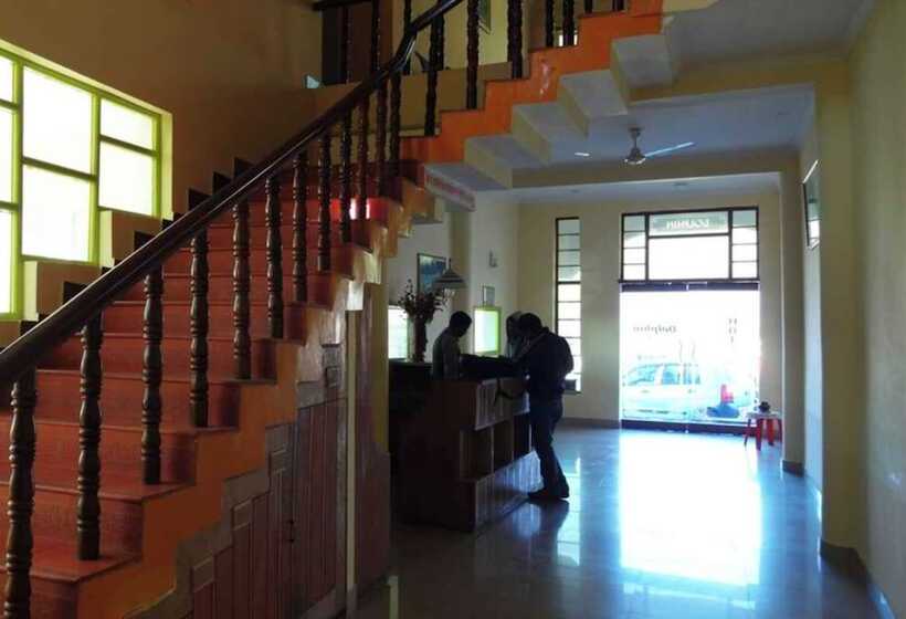 Goroomgo Hotel Dolphin Dalhousie