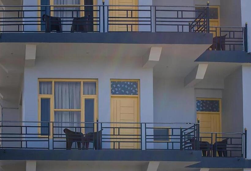 酒店 Goroomgo Ghar Bar Boutique Stay Himachal Pradesh   Luxury Room & Mountain View