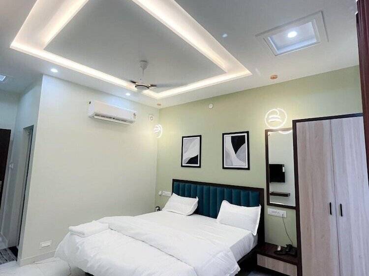 בית מלון כפרי Kaanjee