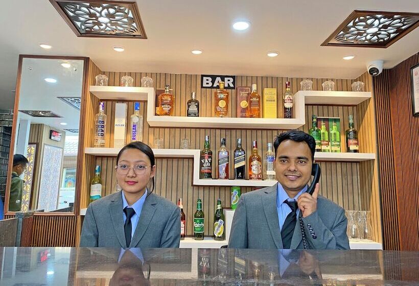 فندق Lumbini Airport