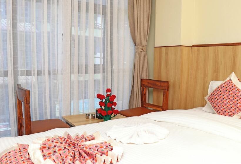 فندق Lumbini Airport