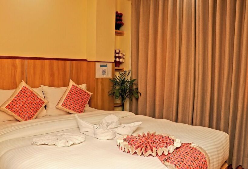 فندق Lumbini Airport