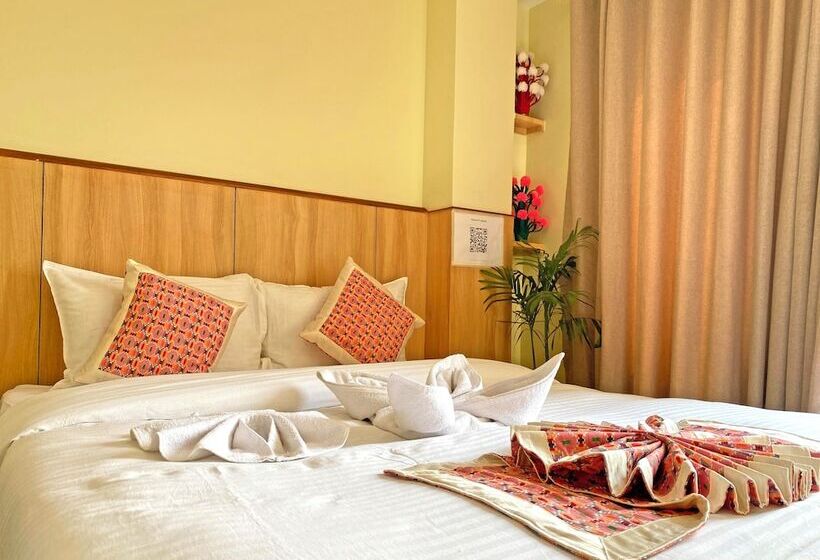 فندق Lumbini Airport