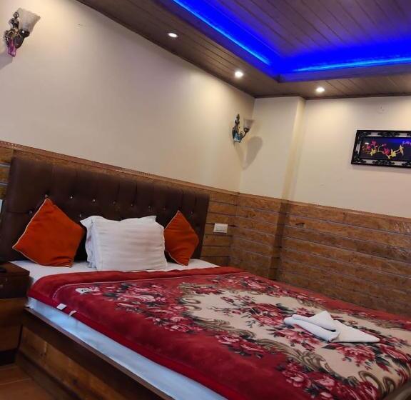 Отель Ratna Villa Inn