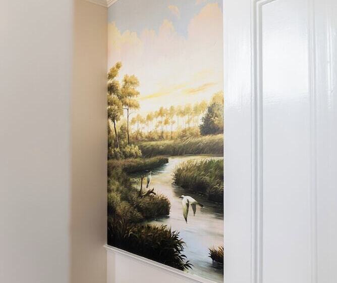 ホテル The Harvey