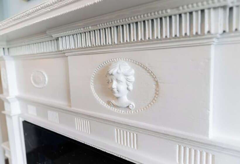 ホテル The Harvey