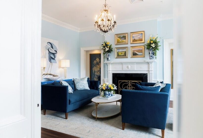 ホテル The Harvey