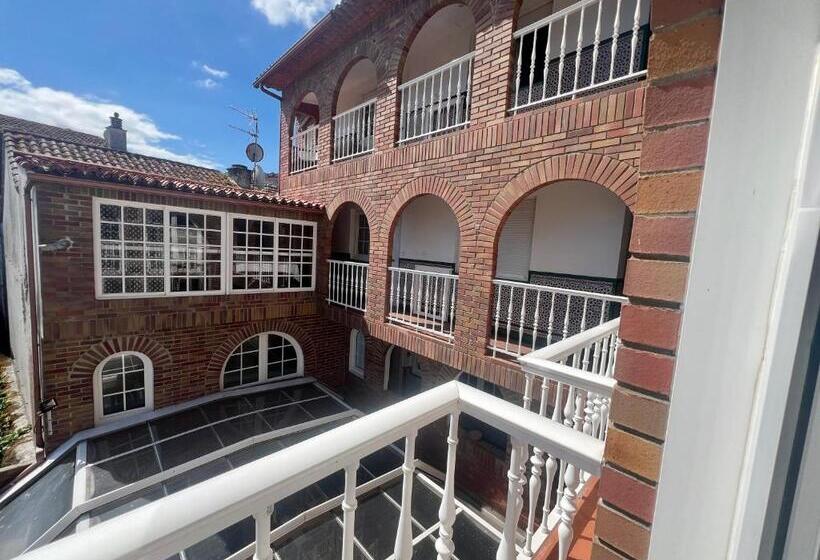 بنسيون Balnea Baiona