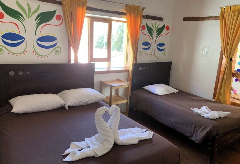 تختخواب و صبحانه Pacha House