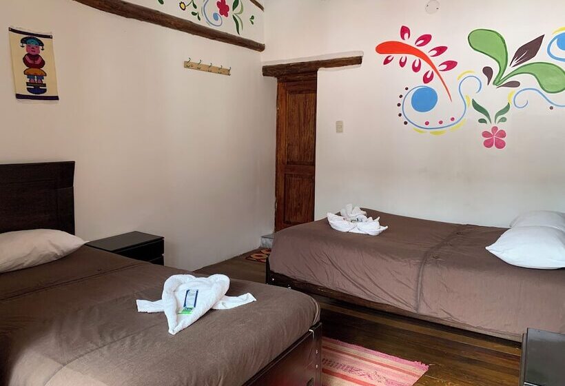 تختخواب و صبحانه Pacha House