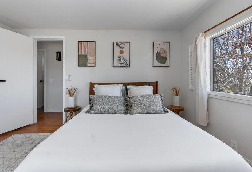 Bed and Breakfast Wind Desert Spirit Pioneertown