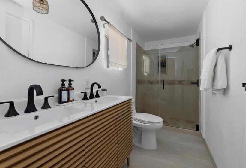 Bed and Breakfast Wind Desert Spirit Pioneertown