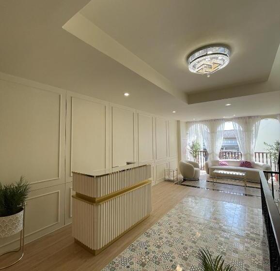 فندق Hawa House Phuket