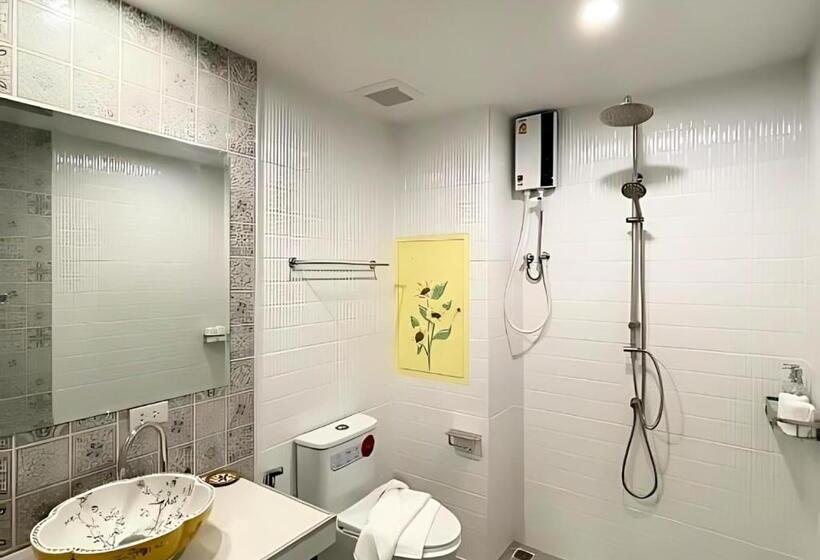 فندق Hawa House Phuket