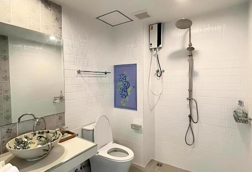 酒店 Hawa House Phuket