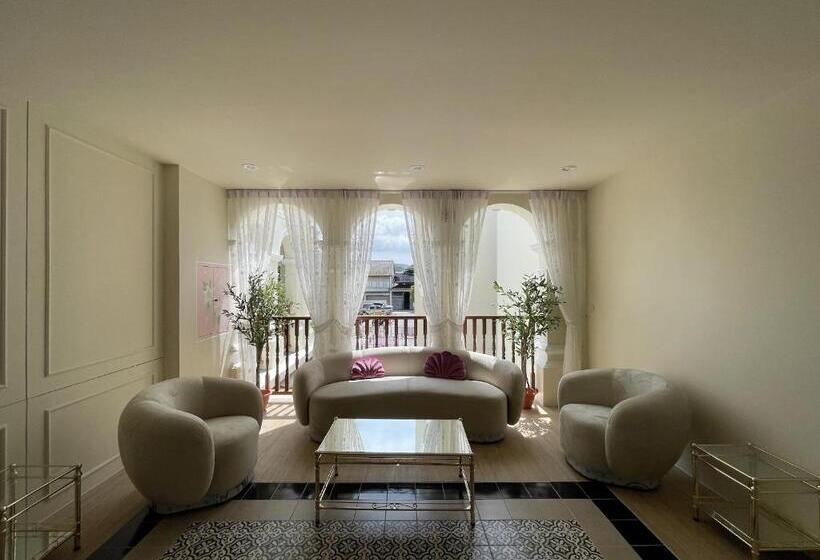 酒店 Hawa House Phuket