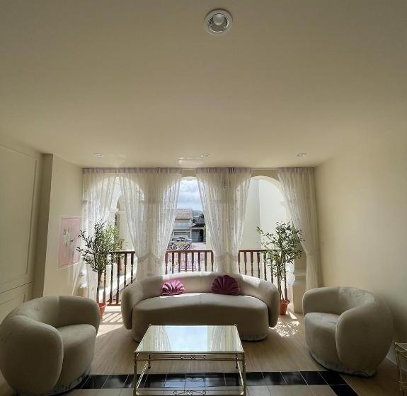 فندق Hawa House Phuket