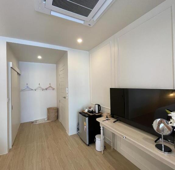 酒店 Hawa House Phuket