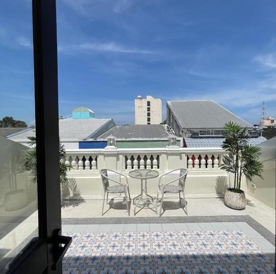 فندق Hawa House Phuket