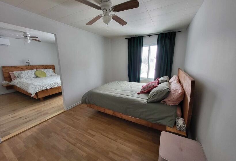 酒店 Kwe Café & Auberge