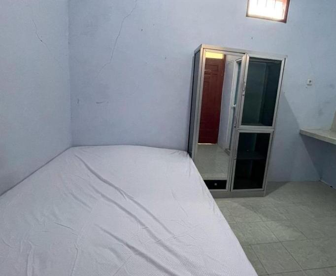 בית מלון כפרי Spot On 93966 Dhiya Guest House Syariah