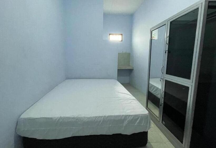 فندق Spot On 93967 Hasna Guest House Syariah