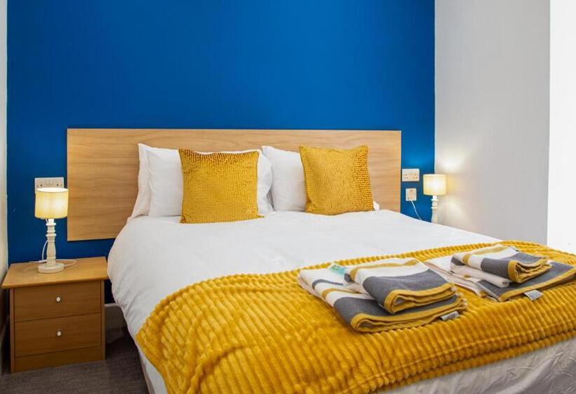 Отель The Highlands, Bispham