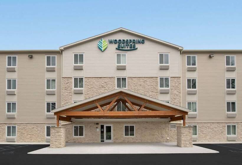 בית מלון כפרי Woodspring Suites Kansas City Airport