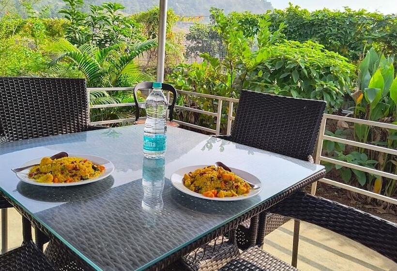 Shikra Mountains & Hills Resort