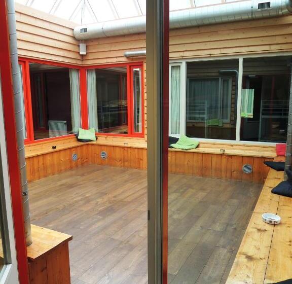 הוסטל 3be Backpackers Bed & Breakfast Eindhoven