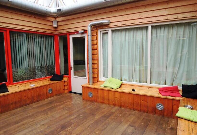 הוסטל 3be Backpackers Bed & Breakfast Eindhoven