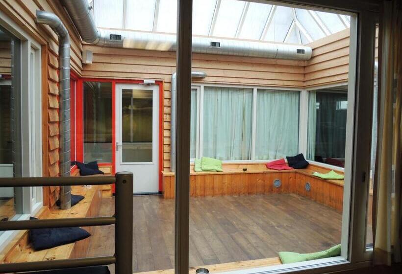 הוסטל 3be Backpackers Bed & Breakfast Eindhoven