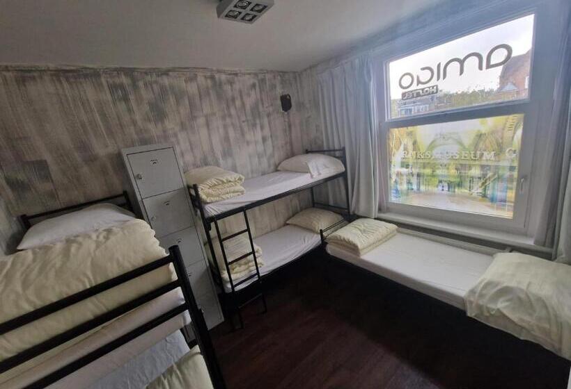 Amigo Hostel