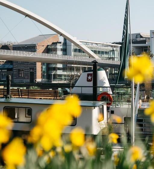 호스텔 Botel Maastricht